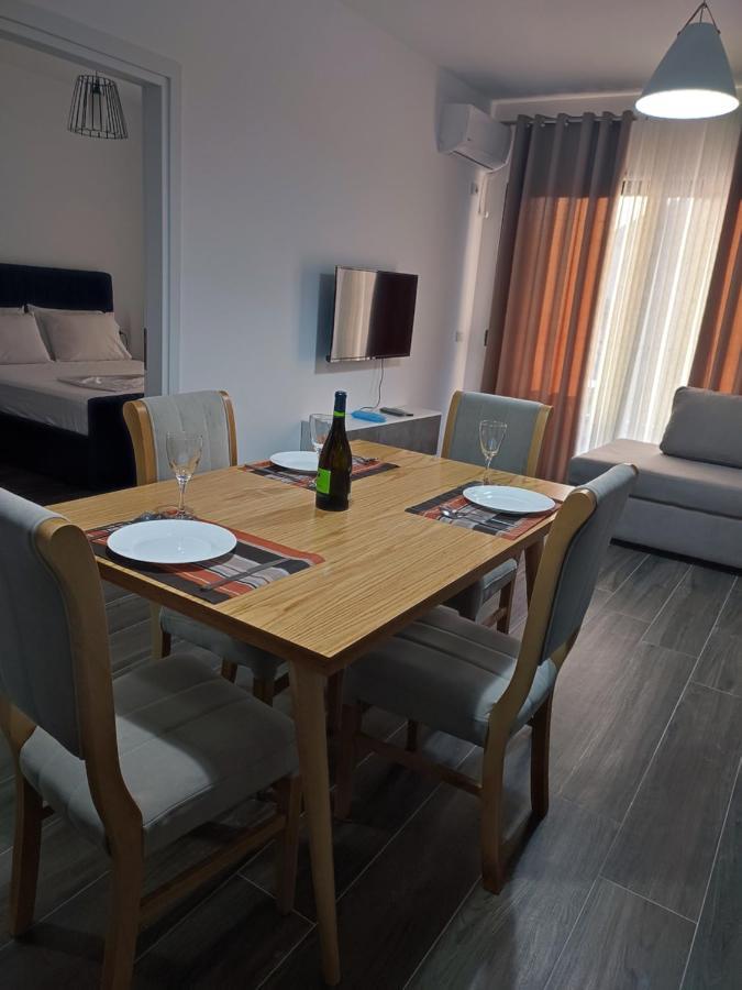 Proda Apartments Саранда Екстер'єр фото