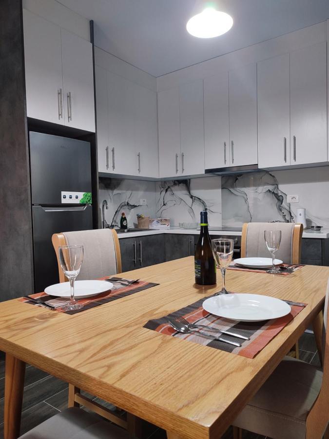 Proda Apartments Саранда Екстер'єр фото